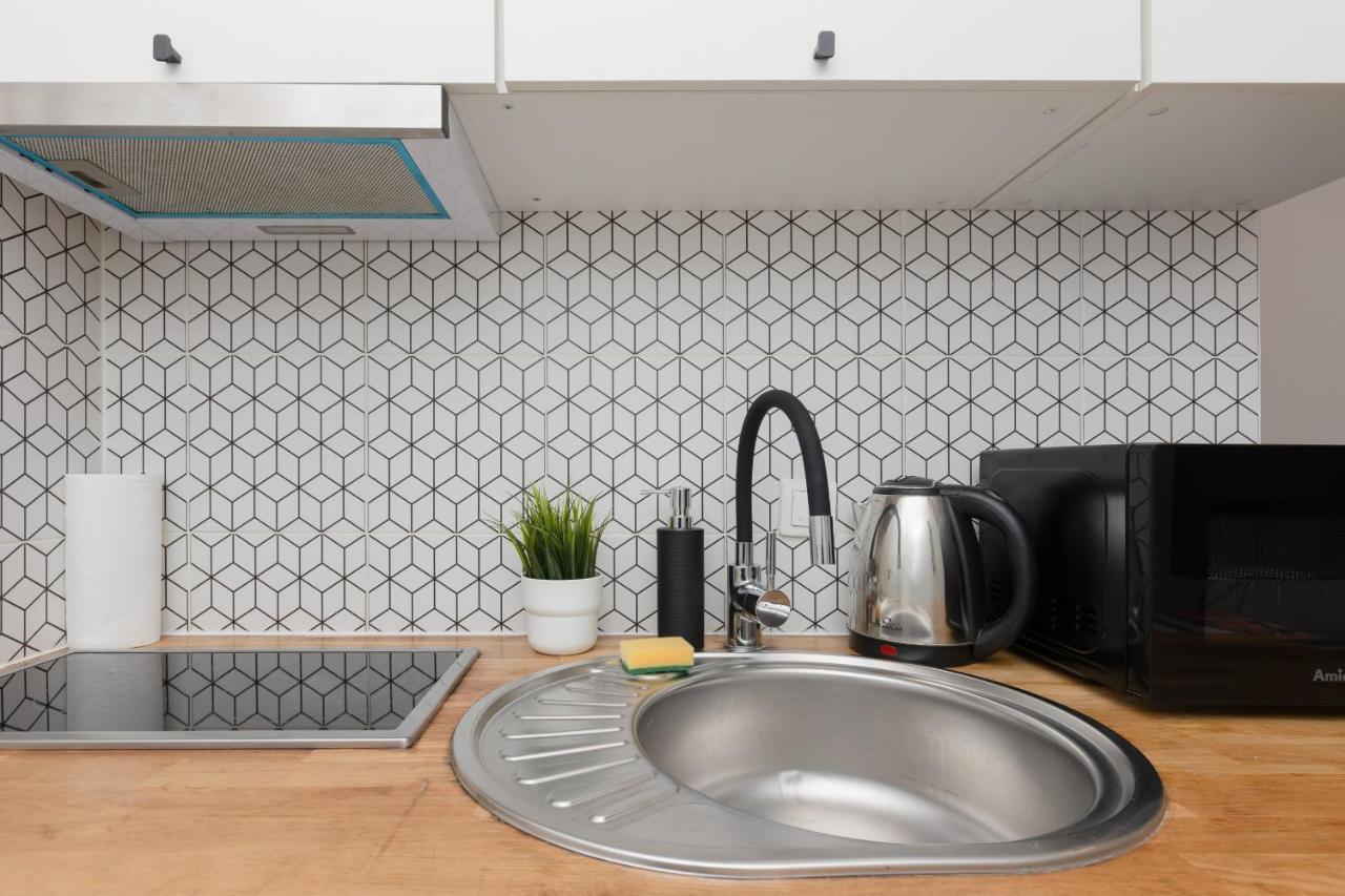 Micro Apartment Near Fort Mokotow By Noclegi Renters ワルシャワ エクステリア 写真