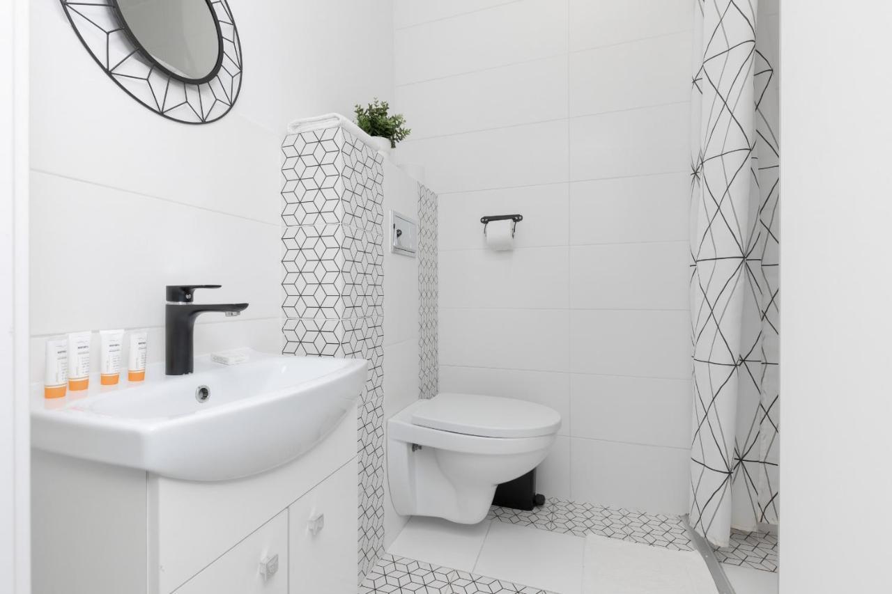 Micro Apartment Near Fort Mokotow By Noclegi Renters ワルシャワ エクステリア 写真