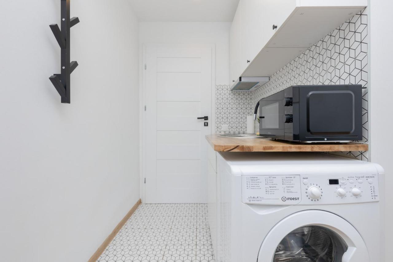 Micro Apartment Near Fort Mokotow By Noclegi Renters ワルシャワ エクステリア 写真